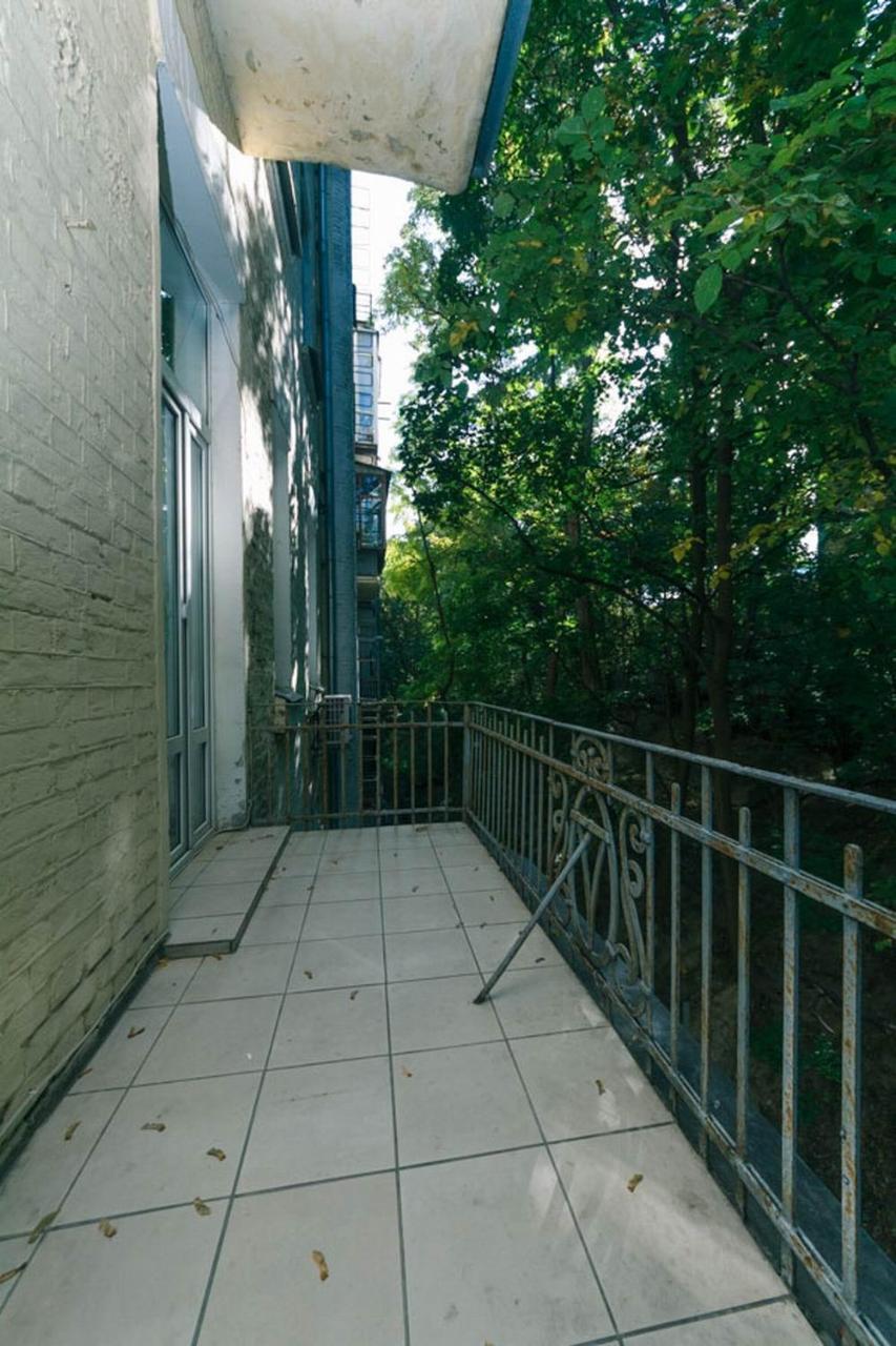 Lux Near Maidan, Khreschutyk 3Br Lägenhet Kiev Exteriör bild